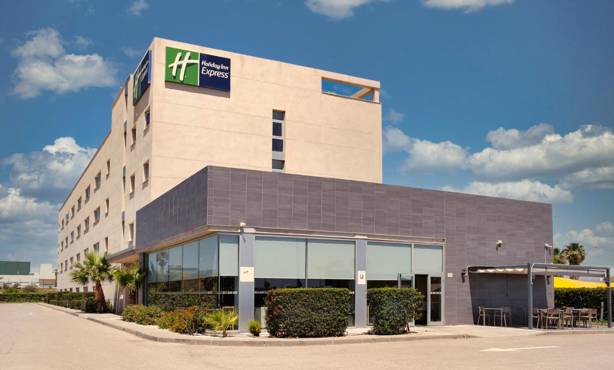 Holiday Inn Express Málaga Airport, an IHG Hotel Exterior foto