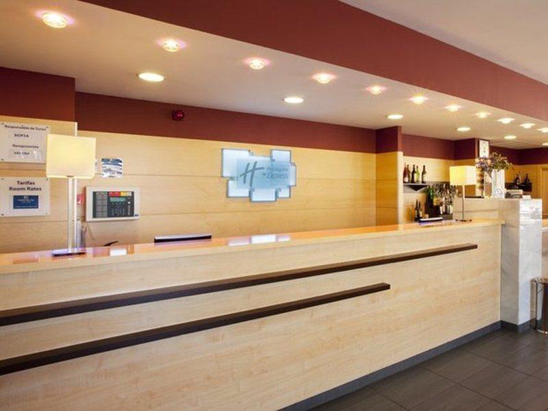 Holiday Inn Express Málaga Airport, an IHG Hotel Exterior foto