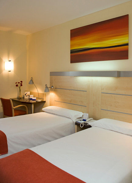Holiday Inn Express Málaga Airport, an IHG Hotel Habitación foto